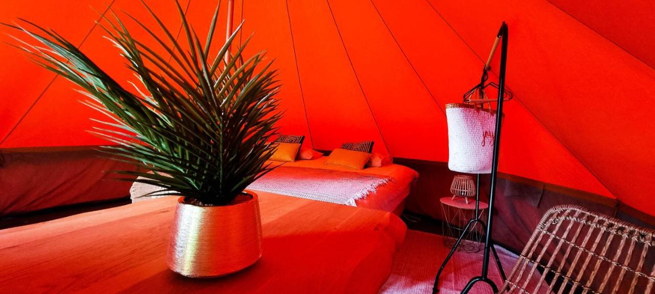ホテル Fiertelmeers Boutique Glamping ロンセ エクステリア 写真